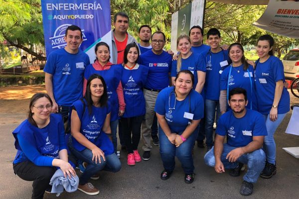 La Universidad apoyando la Feria de Salud en Ñu Guazú